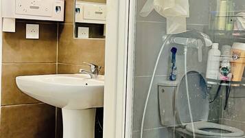 Savon, papier toilette