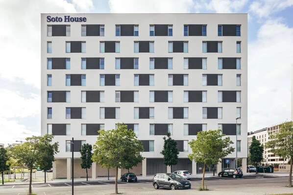 Front of property - Soto House (Pamplona)