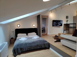 1 chambre, fer et planche à repasser, Wi-Fi, draps fournis