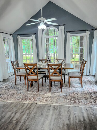 Cozy 3BR/2BA home in Carolina Trace ~ Sleeps 8 ~ Deck ~ Fence ~ Golf Course View