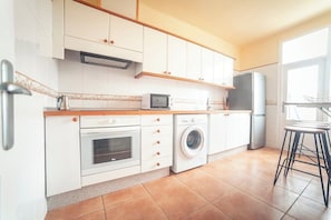 Fridge, microwave, oven