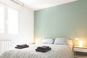 3 bedrooms, WiFi, bed sheets - Three Bedroom Apartment (Valdoviño)