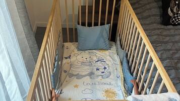 1 chambre, fer et planche à repasser, Wi-Fi, draps fournis