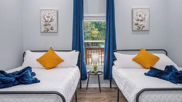 4 makuuhuonetta, silitysrauta/-lauta, Wi-Fi, vuodevaatteet