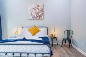 4 chambres, fer et planche à repasser, Wi-Fi, draps fournis