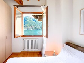 2 bedrooms, desk, iron/ironing board, travel crib