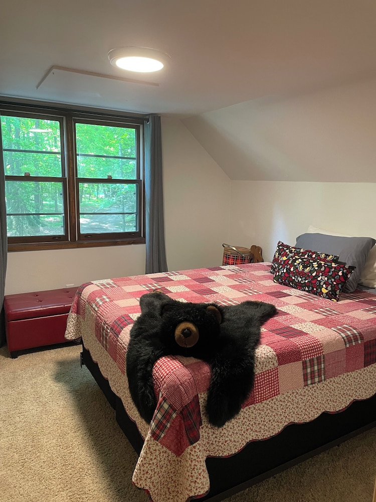 Cozy 3bedroom cabin near Lakewood on Crystal Clear Maiden Lake