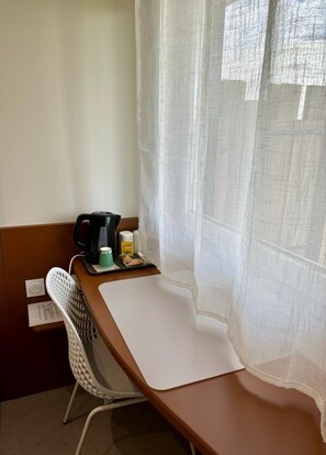 Twin Room | Free WiFi - Halte Hotel (La Vergne)