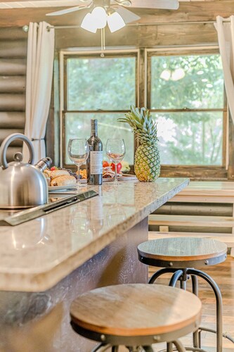 River Bend Lodge- Soque Riverfront Log Cabin | Hot Tub | Pool Table | Movie Room