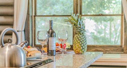 River Bend Lodge- Soque Riverfront Log Cabin | Hot Tub | Pool Table | Movie Room