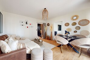 Interior - Cosy apartment in Levallois-Perret (Levallois-Perret)