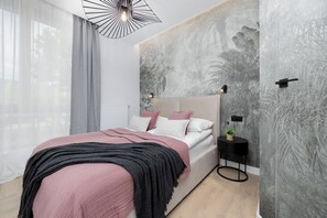 Apartment, 1 Bedroom, Balcony | 1 bedroom, individually furnished, desk, laptop workspace - Wilanów Apartment Gym & Sauna by Renters (Warsaw)