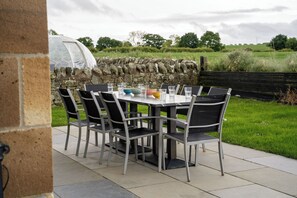 Outdoor dining - The Duke - North East Escapes (Bamburgh)