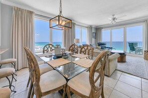 Leilighet, flere senger (Grandview East 1201) | Spiseområde