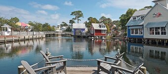 Augusta Village Sandestin by Gibson BR 