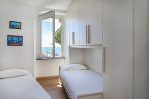 Basic Apartment, Sea View | Free WiFi, bed sheets - Genova Wonderview by Wonderful Italy (Genoa)