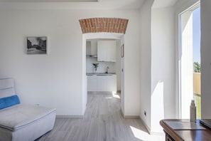 City Apartment | Living area