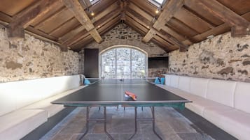 Basic Cottage | Living area | 40-inch LED TV with digital channels, Netflix, ping pong