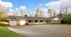 House | Bahagian luar