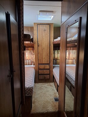 4 chambres, Wi-Fi, draps fournis