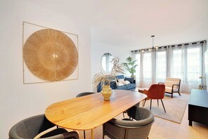 Living area - Résidence GUESDE (Levallois-Perret)