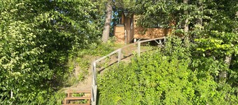 Fabulous lakeside cabin with free dock space! Excellent swimming beach 