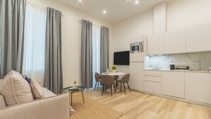 Besorolás nélküli kép, 4. 53 közül, gomb