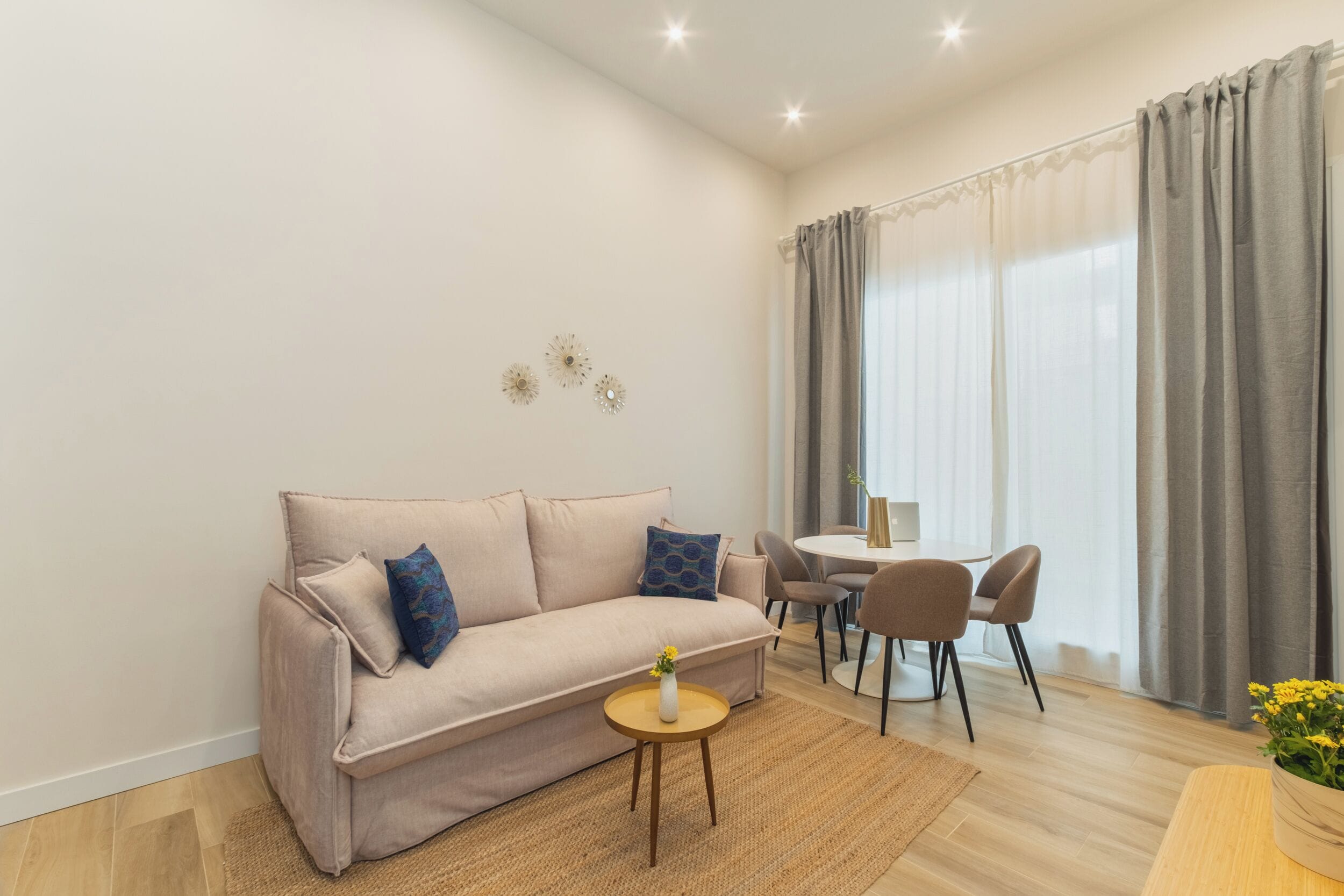 Duplex, 2 Bedrooms | Living area | 40-inch TV with digital channels