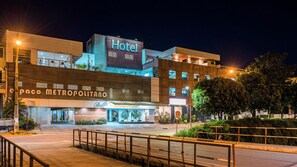 Exterior - HOTEL METROPOLITANO LTDA (Coronel Fabriciano)