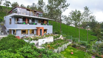 Villa | 4 bedrooms, free WiFi