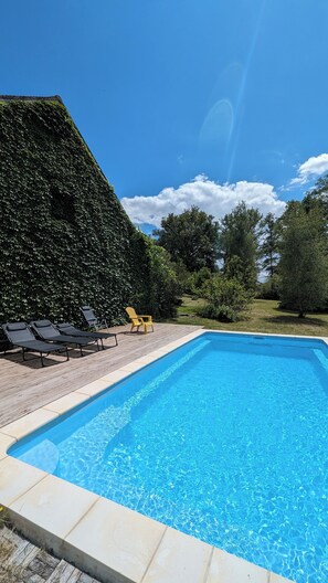 Piscine extérieure, piscine chauffée
