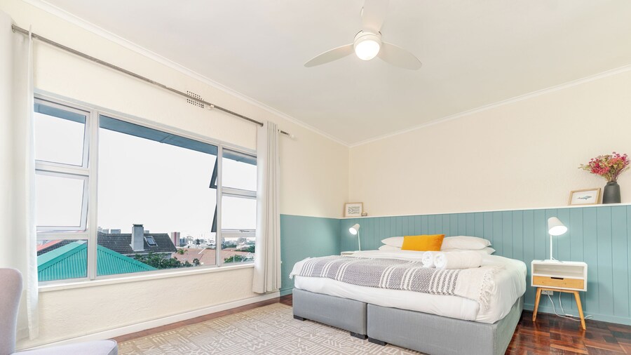 CURIOCITY Kloof Street