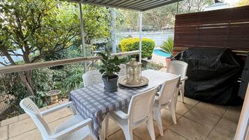 Cottage | Tempat makan outdoor