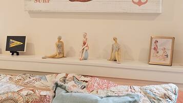 1 bedroom, desk, iron/ironing board, free WiFi