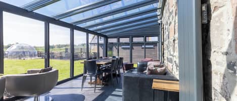 Ferienhaus, Gartenblick | Esszimmer