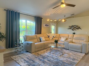 Smart-tv och eldstad