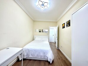 2 Schlafzimmer, Bügeleisen/Bügelbrett, WLAN, Bettwäsche