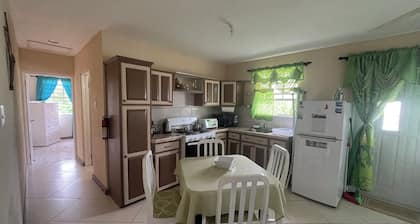 Cozy 1-bedroom apartment in delightful St. George with WiFi