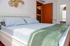 Apartment | 1 Schlafzimmer, Bügeleisen/Bügelbrett, kostenloses WLAN, Bettwäsche
