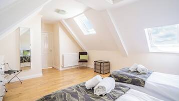 Cottage | 3 bedrooms, premium bedding, free WiFi, bed sheets