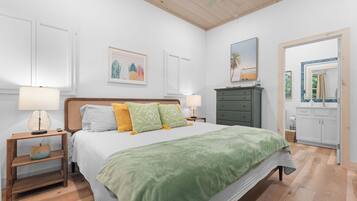 4 bedrooms, iron/ironing board, travel crib, free WiFi