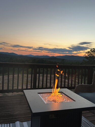 New guest house w/awesome view, across from Ladiga bike trail, close to ATV park