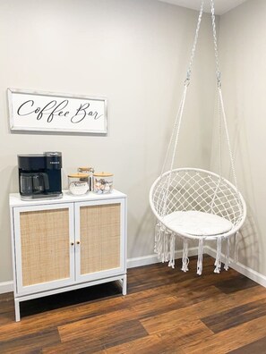 Interior - *Contemporary 1 bed close to Xavier & Downtown* (Cincinnati)