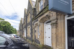 Fachada de la propiedad