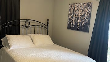 2 bedrooms, WiFi, bed sheets