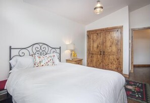 Lejlighed (3 Bedroom in the heart of Vail Villag) | 3 soveværelser, gratis Wi-Fi