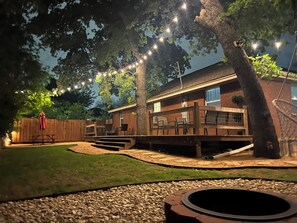 Terrace/patio - Backyard OASIS next to AT&T Stadium! (Arlington)