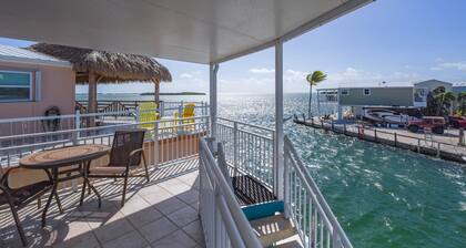 135 Waterfront Property, Boat Dock, Heated Pool, Ocean Views