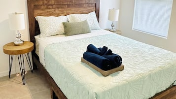 1 habitación, tabla de planchar con plancha, wifi y ropa de cama