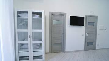 Comfort Room | 1 bedroom, individually decorated, blackout curtains, soundproofing